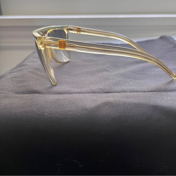 Vintage 80s Wild Fun Laura Biagiotti Sunglasses for Retro Glam - Picture 4 of 10